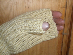 Vlněné rukavice.