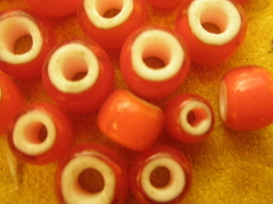 Korálky white hearts